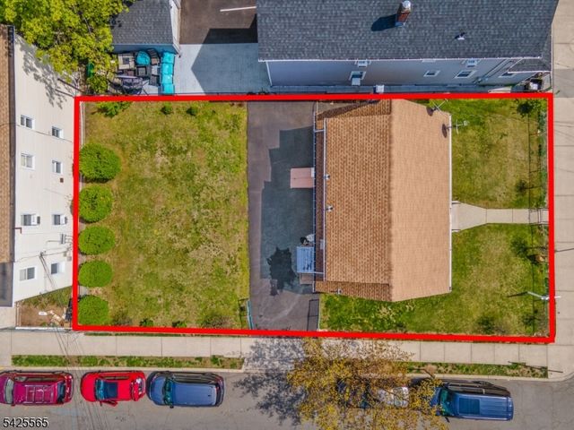 60 Hammond Ave, Passaic City, NJ 07055