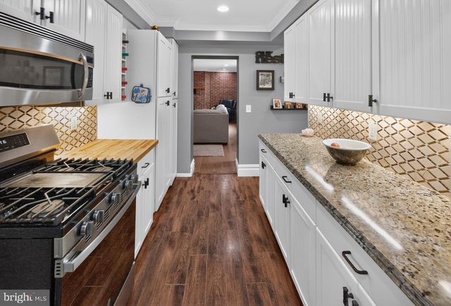 68 NEW RD, Southampton, PA 18966