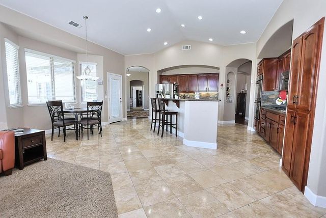 8205 MADRONE St, Elverta, CA 95626