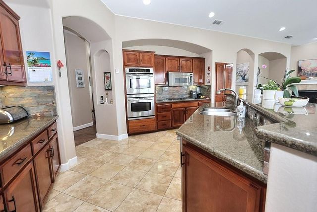 8205 MADRONE St, Elverta, CA 95626