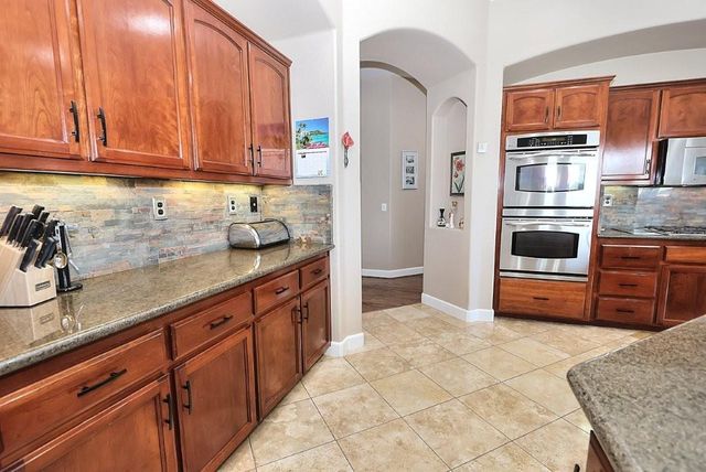 8205 MADRONE St, Elverta, CA 95626