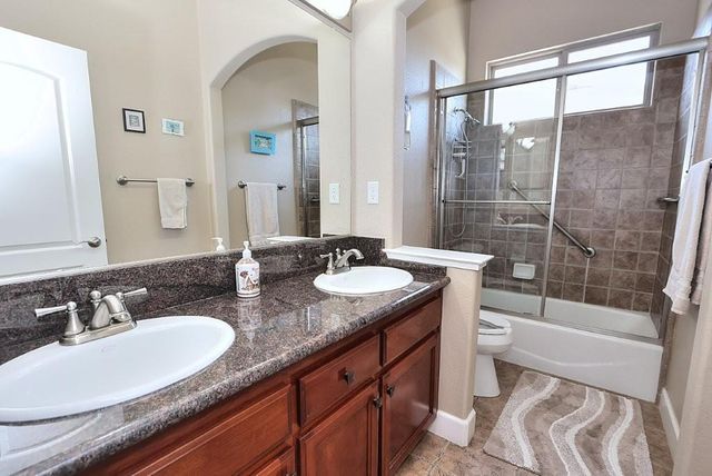 8205 MADRONE St, Elverta, CA 95626