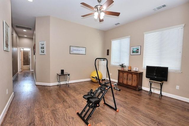 8205 MADRONE St, Elverta, CA 95626