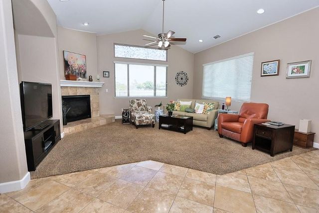 8205 MADRONE St, Elverta, CA 95626