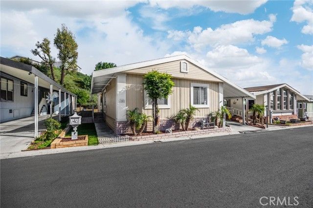 1051 Site Drive 25, Brea, CA 92821