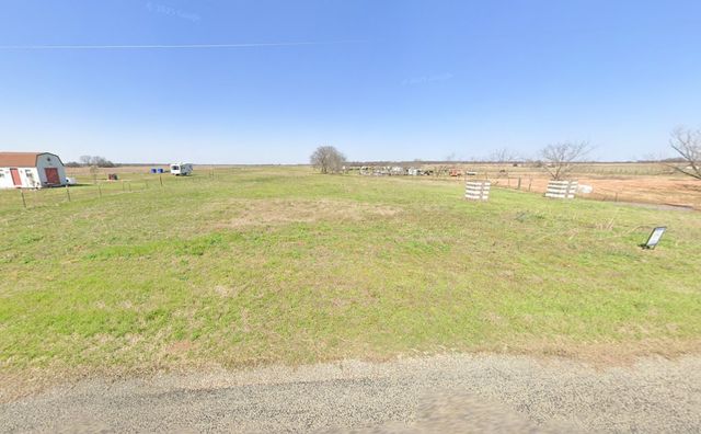 2212 Hamilton Drive 3, Gholson, TX 76705
