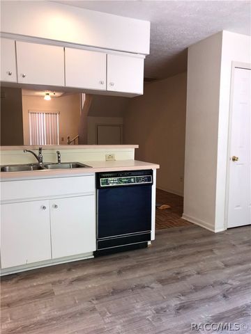11055 W Harbor Watch Loop, Crystal River, FL 34428