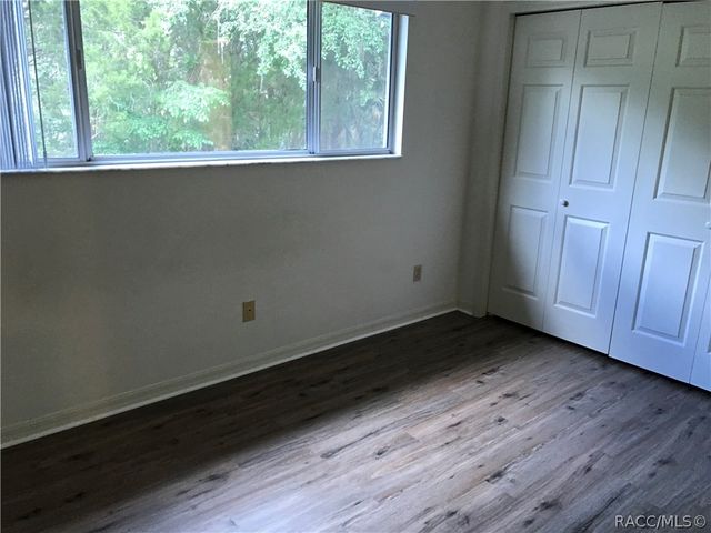 11055 W Harbor Watch Loop, Crystal River, FL 34428