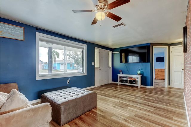 3142 MERITA DRIVE, Holiday, FL 34691