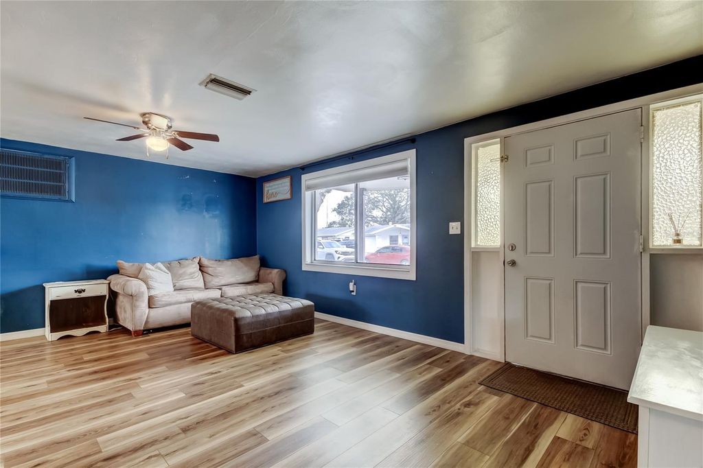 Image 39 of property listing at 3142 MERITA DRIVE, Holiday, FL 34691