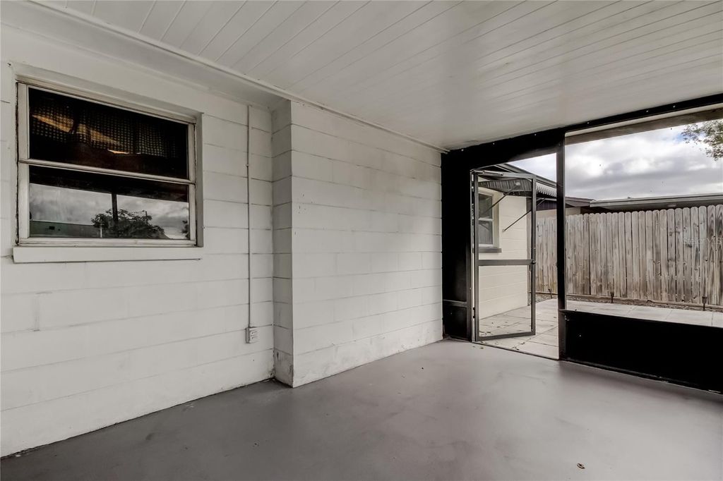 Image 41 of property listing at 3142 MERITA DRIVE, Holiday, FL 34691