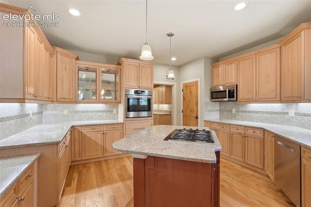 996 Summer Spring View, Colorado Springs, CO 80906