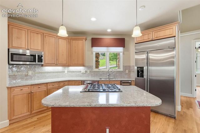 996 Summer Spring View, Colorado Springs, CO 80906