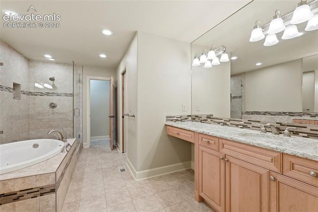 996 Summer Spring View, Colorado Springs, CO 80906