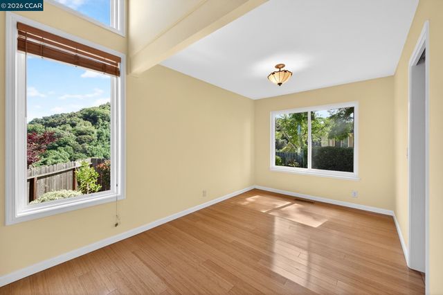 2134 Whippoorwill Ct, Pinole, CA 94564