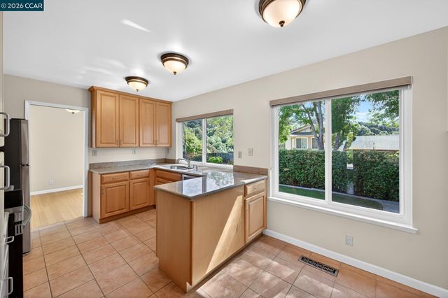 2134 Whippoorwill Ct, Pinole, CA 94564