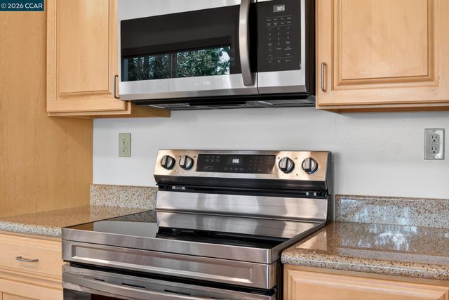 2134 Whippoorwill Ct, Pinole, CA 94564