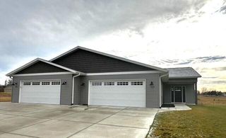 100 Orth DRIVE #1, Random Lake, WI 53075