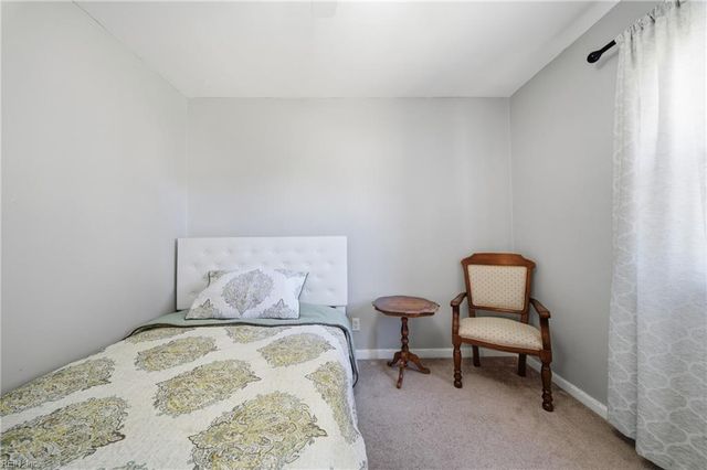 441 Corapeake DR, Chesapeake, VA 23322