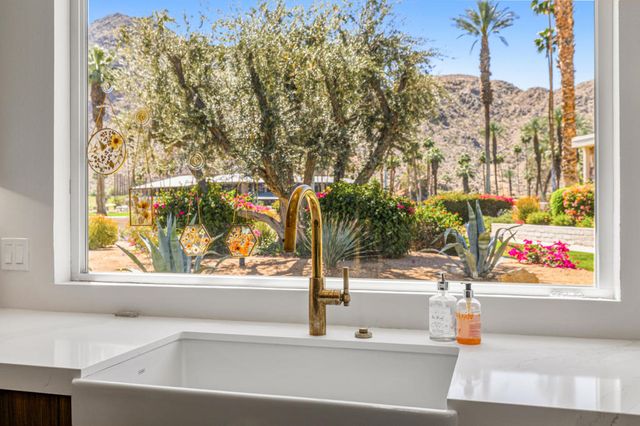 45865 Pawnee Road, Indian Wells, CA 92210