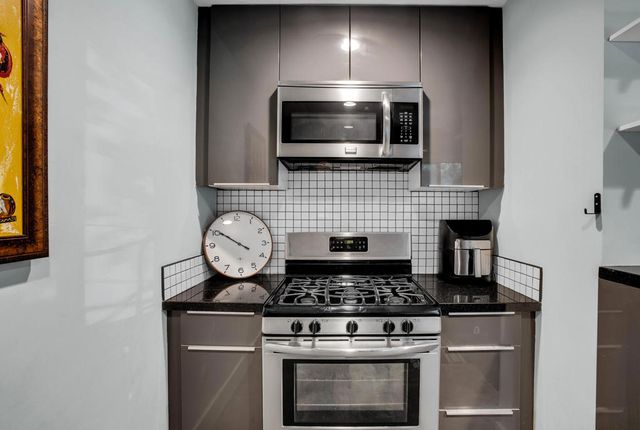 38565 Charlesworth Drive, Cathedral City, CA 92234