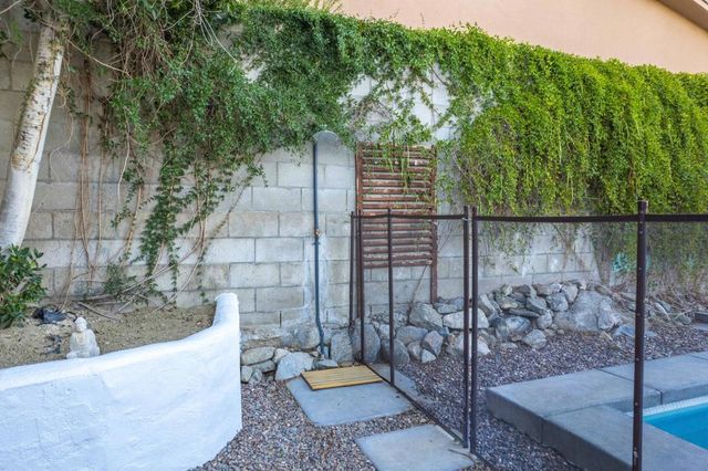 38565 Charlesworth Drive, Cathedral City, CA 92234