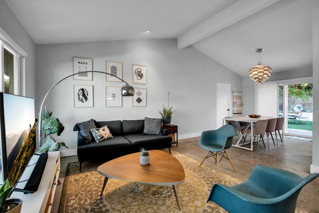 38565 Charlesworth Drive, Cathedral City, CA 92234