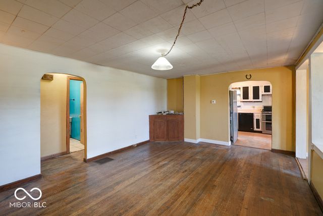 6416 S County Road 100 E, Markleville, IN 46056