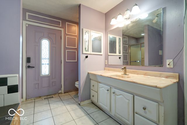 6416 S County Road 100 E, Markleville, IN 46056