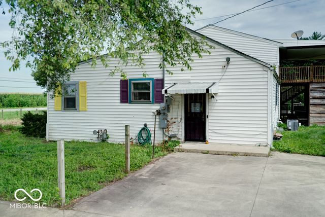 6416 S County Road 100 E, Markleville, IN 46056