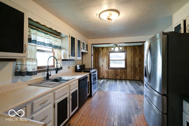 6416 S County Road 100 E, Markleville, IN 46056