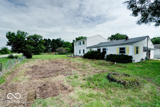 6416 S County Road 100 E, Markleville, IN 46056