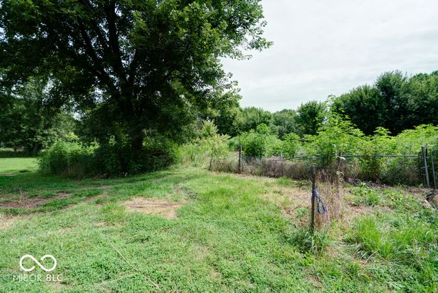 6416 S County Road 100 E, Markleville, IN 46056