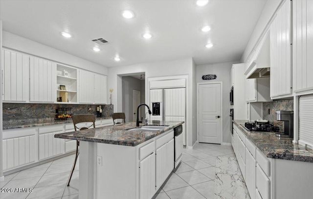 6361 W Deer Valley Road, Glendale, AZ 85308