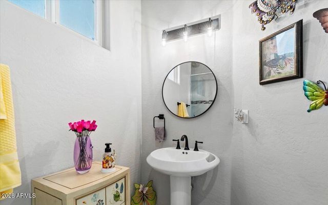 6361 W Deer Valley Road, Glendale, AZ 85308