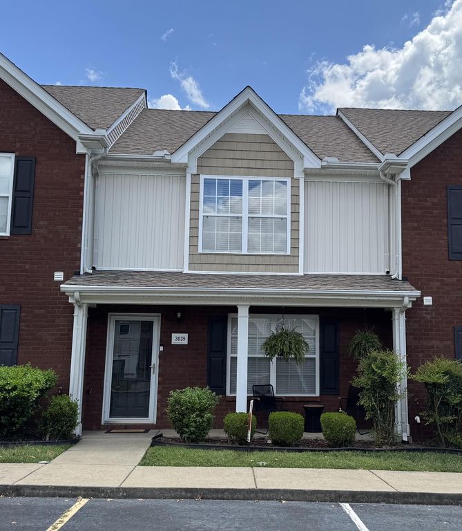3039 Burnt Pine Dr, Smyrna, TN 37167