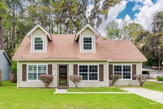 6 Jasmine Court, Savannah, GA 31406