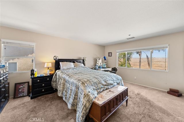 8028 La Crosse Way, Riverside, CA 92508