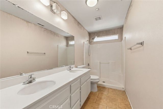 8028 La Crosse Way, Riverside, CA 92508