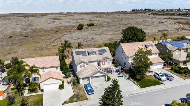 8028 La Crosse Way, Riverside, CA 92508