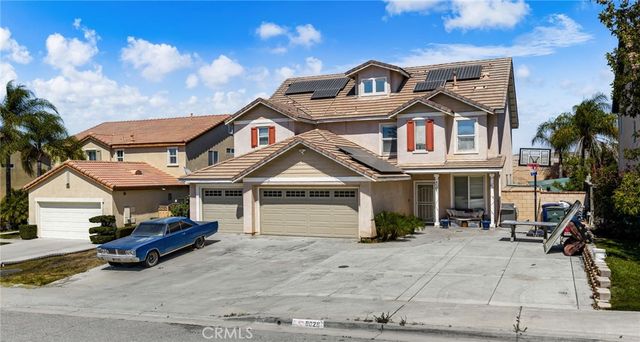 8028 La Crosse Way, Riverside, CA 92508