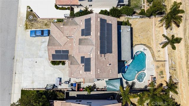 8028 La Crosse Way, Riverside, CA 92508