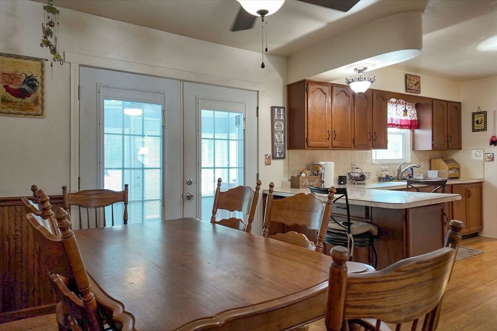 Image 13 of property listing at 3192 Nation Road, Salem, IL 62881