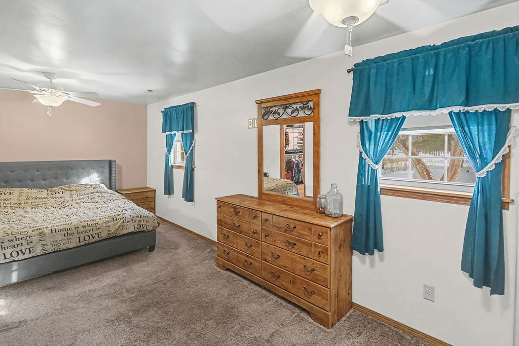 Image 21 of property listing at 3192 Nation Road, Salem, IL 62881