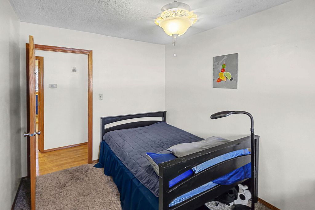 Image 25 of property listing at 3192 Nation Road, Salem, IL 62881