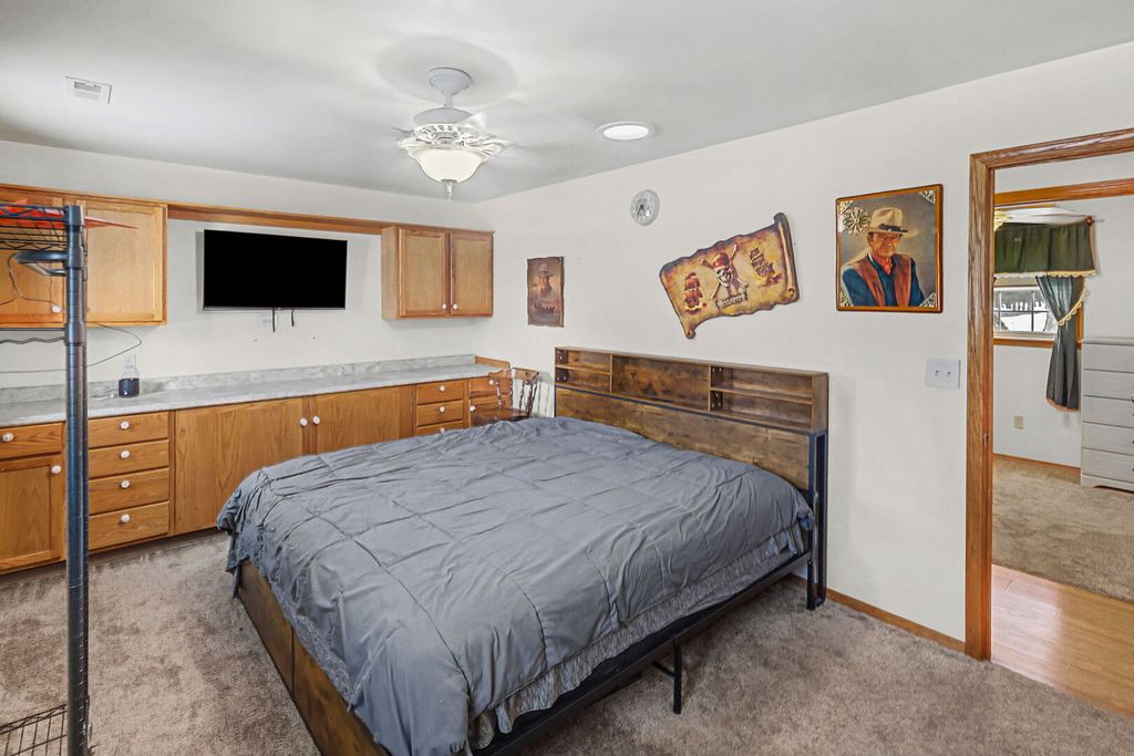 Image 28 of property listing at 3192 Nation Road, Salem, IL 62881