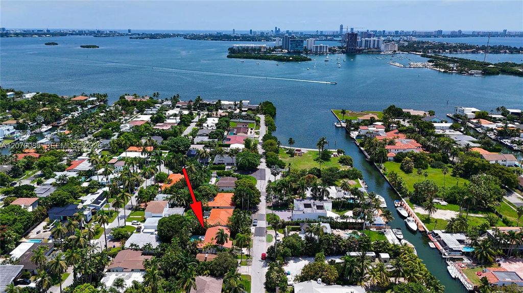 1085 NE 84th Street, Miami, FL 33138