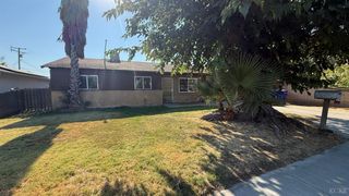 11541 11th avenue, Hanford, CA 93230