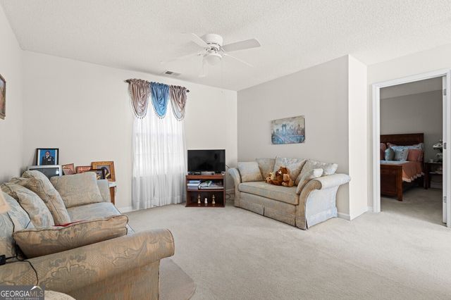 6232 Polar Fox Court, Riverdale, GA 30296