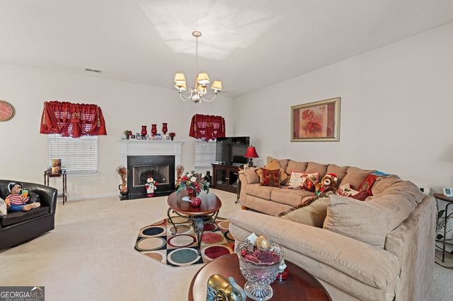 6232 Polar Fox Court, Riverdale, GA 30296